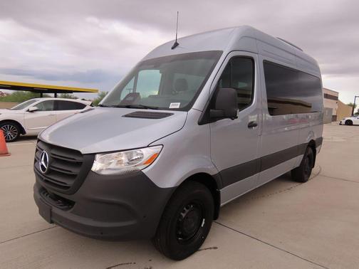 2025 Mercedes-Benz Sprinter 2500 Standard Roof