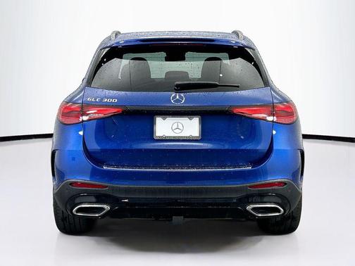 2025 Mercedes-Benz GLC 300 Base