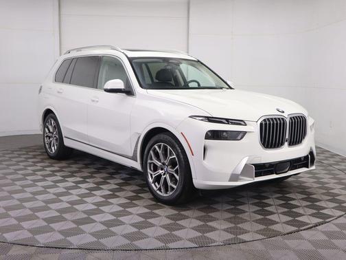 2023 BMW X7 xDrive40i