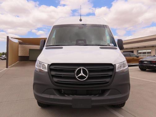 2025 Mercedes-Benz Sprinter 2500 Standard Roof
