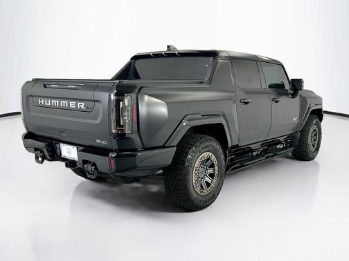 Interstellar White 2023 GMC HUMMER EV Pickup 3X
