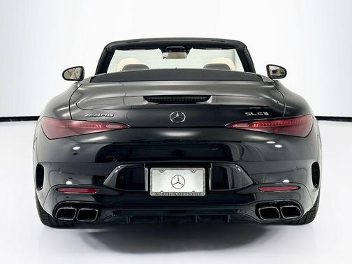 Obsidian Black Metallic 2022 Mercedes-Benz AMG SL 63 Base