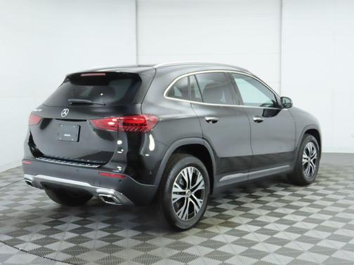 2025 Mercedes-Benz GLA 250 4MATIC