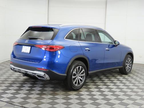 2026 Mercedes-Benz GLC 300 4MATIC