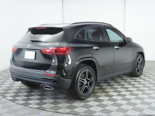 2025 Mercedes-Benz GLA 250 4MATIC