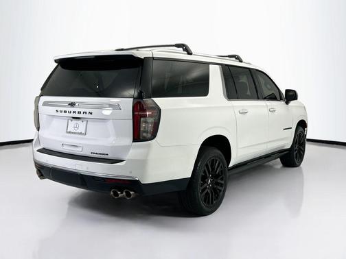 Summit White 2024 Chevrolet Suburban Premier