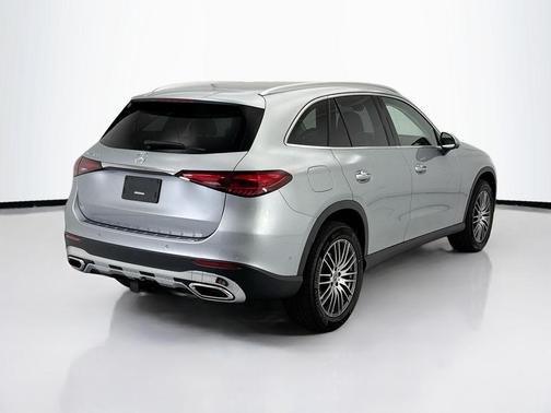 Cirrus Silver Metallic 2026 Mercedes-Benz GLC 300 Base