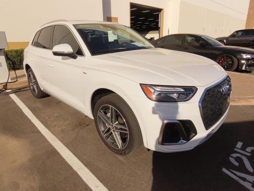 2021 Audi Q5 Premium Plus 55 TFSI e quattro S tronic