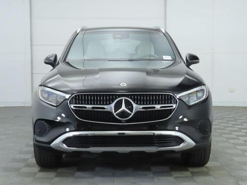2026 Mercedes-Benz GLC 300 Base