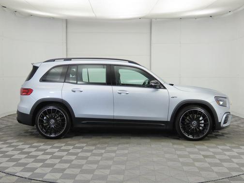 2026 Mercedes-Benz AMG GLB 35 4MATIC