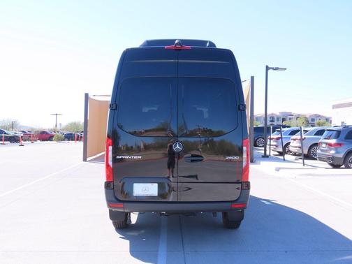 2025 Mercedes-Benz Sprinter 2500 Standard Roof