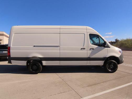 2025 Mercedes-Benz Sprinter 2500 High Roof