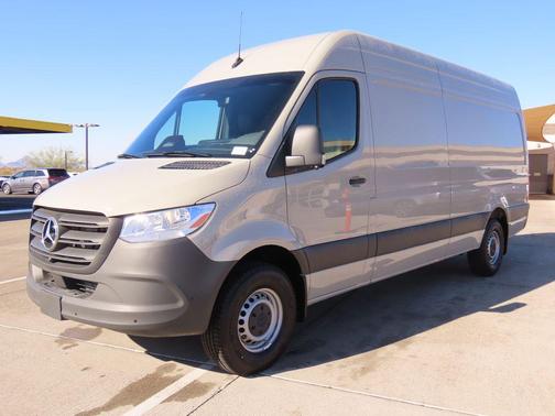 2025 Mercedes-Benz Sprinter 2500 High Roof