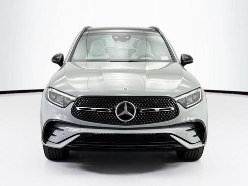 2026 Mercedes-Benz GLC 300 Base