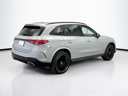 2026 Mercedes-Benz GLC 300 Base