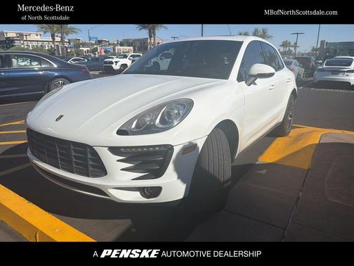 Black 2017 Porsche Macan Macan