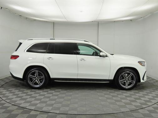 2026 Mercedes-Benz GLS 450 4MATIC