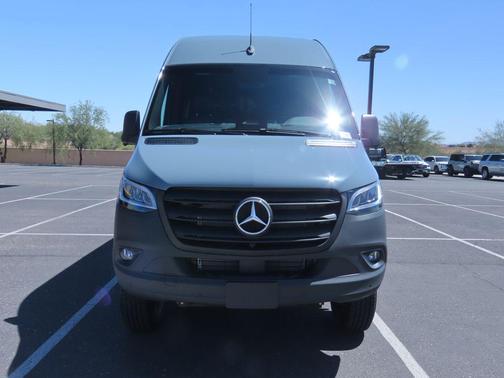 2026 Mercedes-Benz Sprinter 2500 Cargo 144 WB