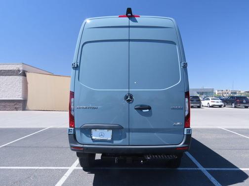 2026 Mercedes-Benz Sprinter 2500 Cargo 144 WB