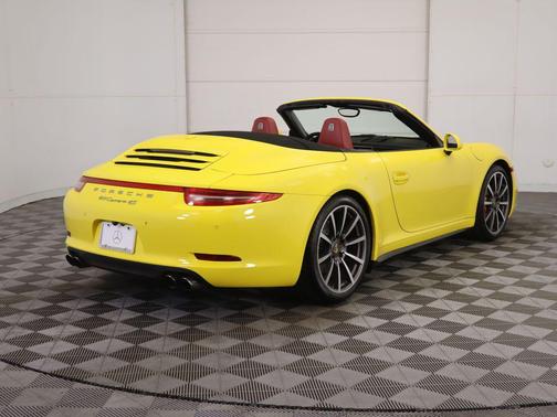 2016 Porsche 911 Carrera 4S Cabriolet