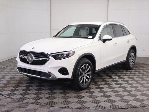 2026 Mercedes-Benz GLC 300 Base