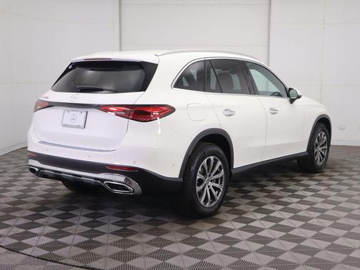 2026 Mercedes-Benz GLC 300 Base