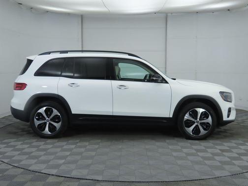 2026 Mercedes-Benz GLB 250 Base