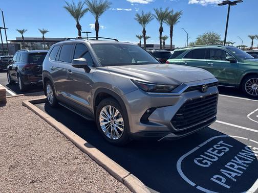 Heavy Metal 2025 Toyota Grand Highlander Platinum