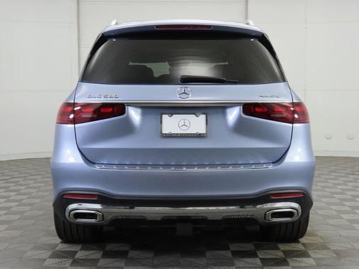 2026 Mercedes-Benz GLS 580 4MATIC