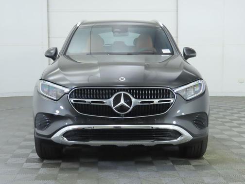 2026 Mercedes-Benz GLC 300 4MATIC