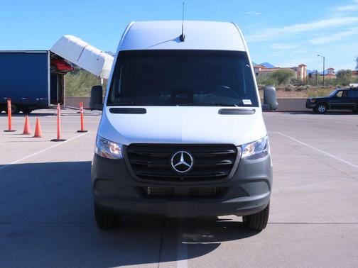 2026 Mercedes-Benz Sprinter 2500 High Roof