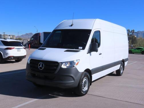 2026 Mercedes-Benz Sprinter 2500 High Roof