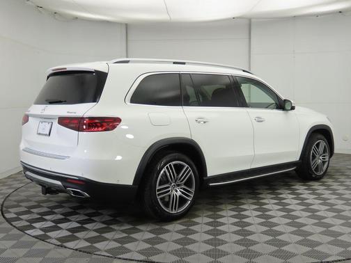 2026 Mercedes-Benz GLS 450 4MATIC