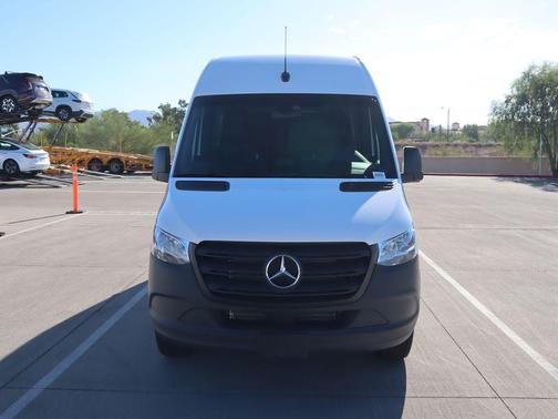 2025 Mercedes-Benz Sprinter 2500 Standard Roof