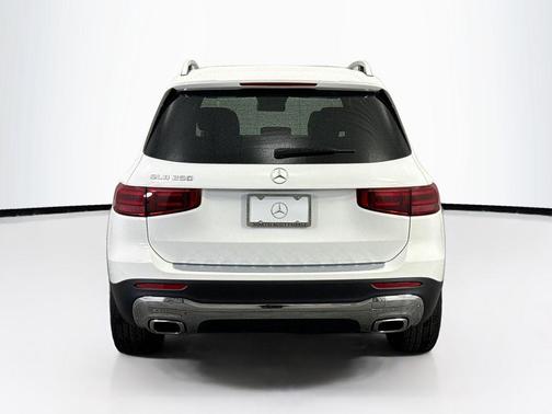 2026 Mercedes-Benz GLB 250 Base