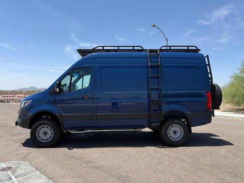 2025 Mercedes-Benz Sprinter 2500 Standard Roof