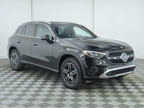 2026 Mercedes-Benz GLC 300 Base
