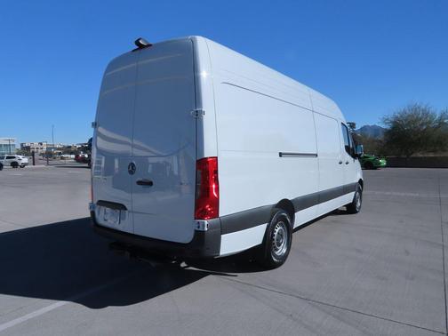 2026 Mercedes-Benz Sprinter 2500 High Roof