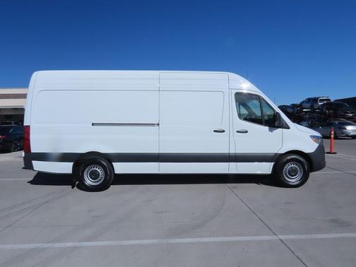 2026 Mercedes-Benz Sprinter 2500 High Roof