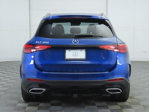 2026 Mercedes-Benz GLC 300 Base