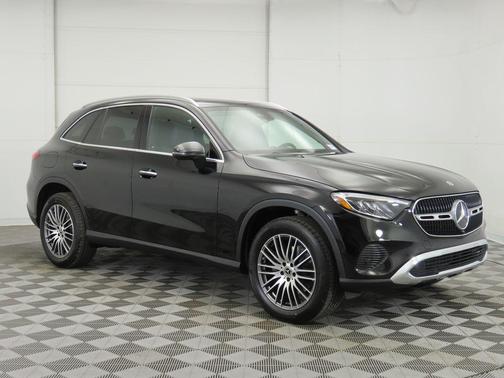 2025 Mercedes-Benz GLC 300 Base