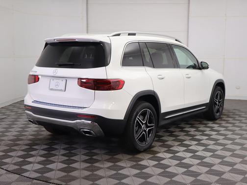 2026 Mercedes-Benz GLB 250 Base