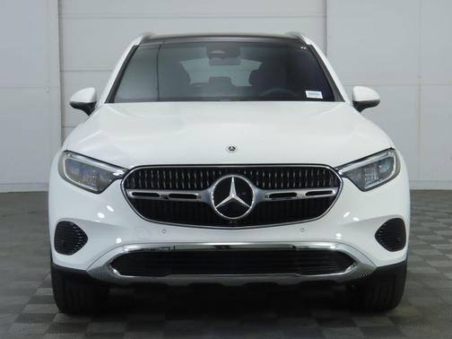 2026 Mercedes-Benz GLC 300 Base