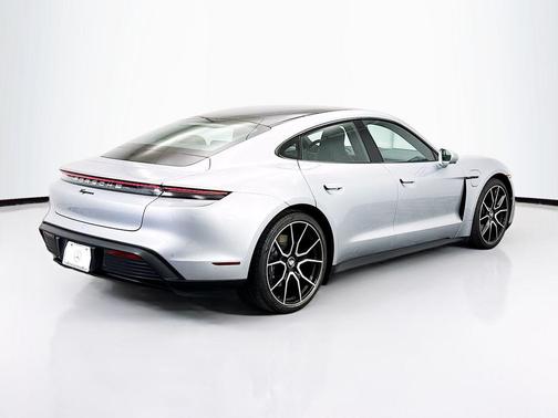 2024 Porsche Taycan Base