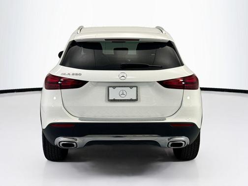 2026 Mercedes-Benz GLA 250 4MATIC