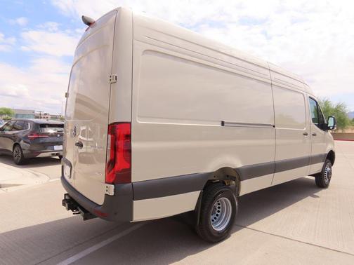 2025 Mercedes-Benz Sprinter 3500XD High Roof