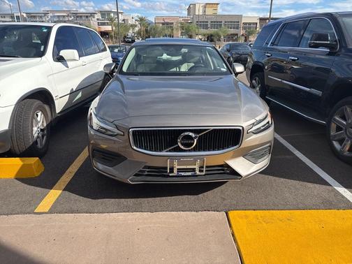 2019 Volvo S60 T5 Momentum