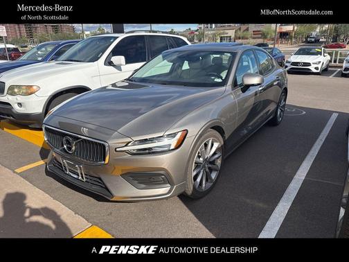2019 Volvo S60 T5 Momentum