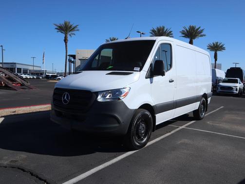 Arctic+White 2026 Mercedes-Benz Sprinter 2500 Standard Roof