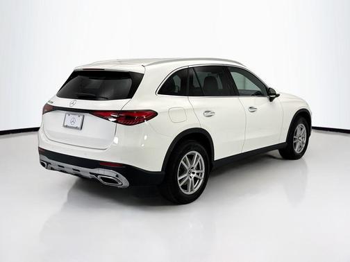 2026 Mercedes-Benz GLC 300 Base